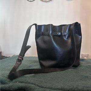 Matt & Nat Black Vegan Leather Bucket Bag
